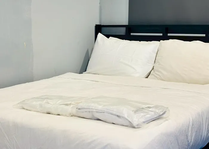 Hostel Sukhum Huai Khwang *