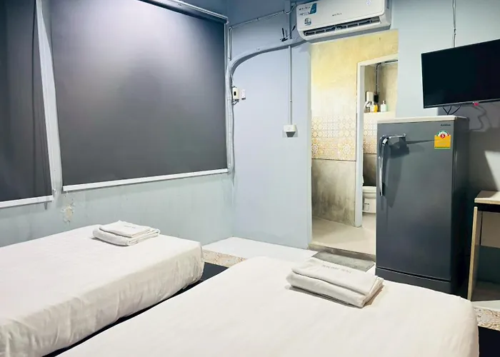 Hostel Sukhum Huai Khwang *